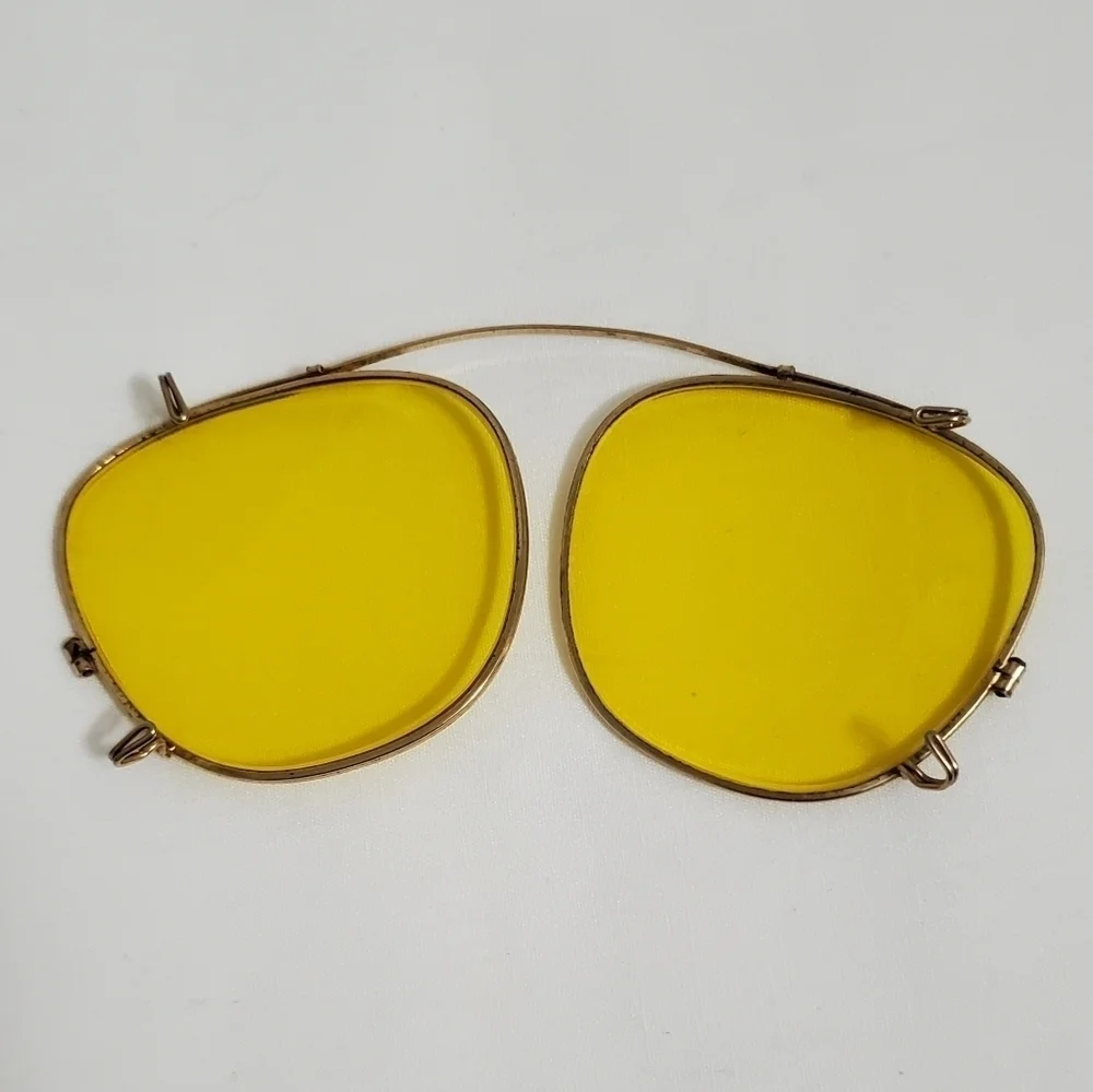Vintage 1970's Bausch & Lomb Ray Ban Yellow Lenses Clip On Sunglasses